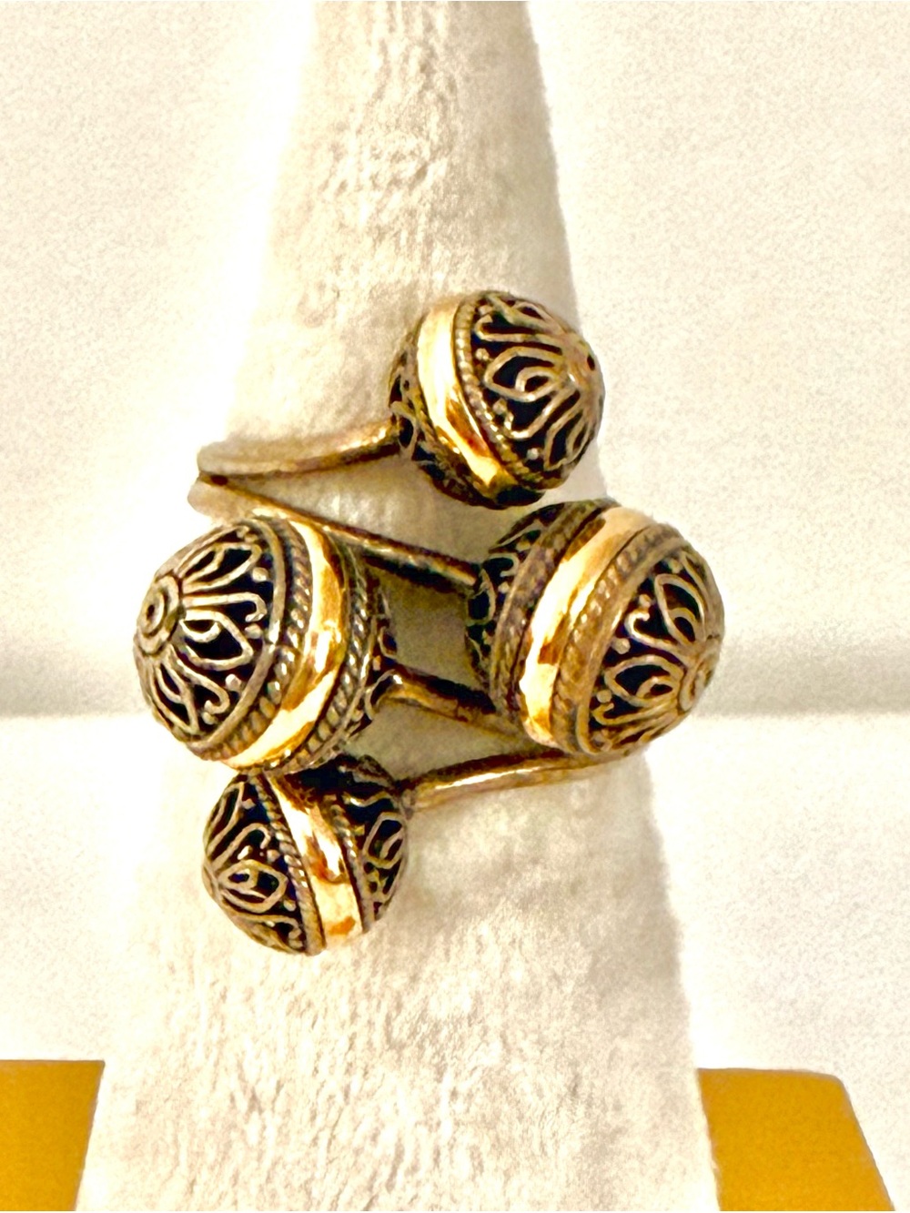 Gold Tone Ornate Filigree Sphere Bypass Wrap Statement Ring Size 6